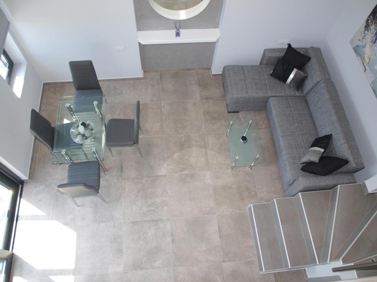 Attic Apartments Agia Anna  Buitenkant foto