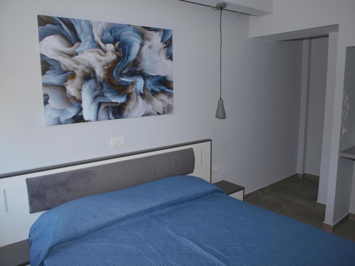 Attic Apartments Agia Anna  Buitenkant foto