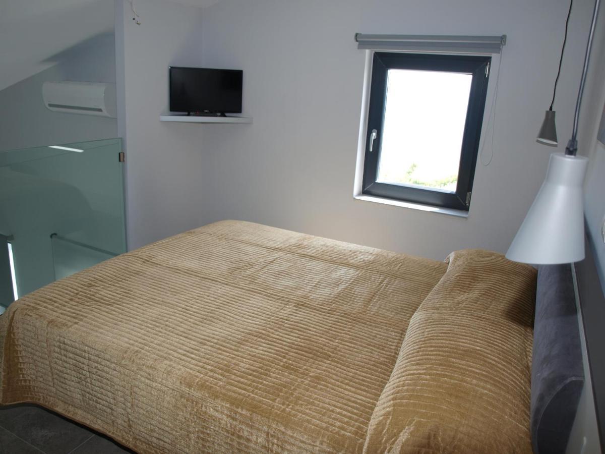 Attic Apartments Agia Anna  Buitenkant foto
